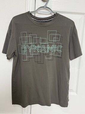 Men's Olive Green 'DYNAMIC' Graphic Tee